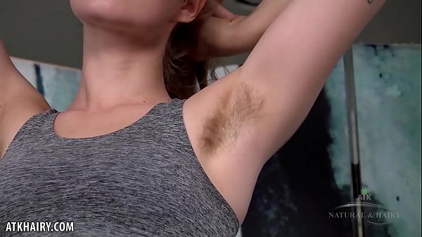 Apricot Pitts wants you to lick all her hairy holes